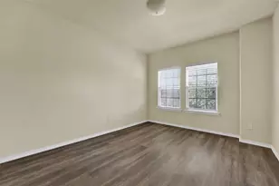 6815 Elderberry Dr, Arlington, TX 76001 - Photo 21