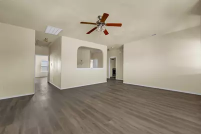 6815 Elderberry Drive, Arlington, TX 76001 - Photo 17