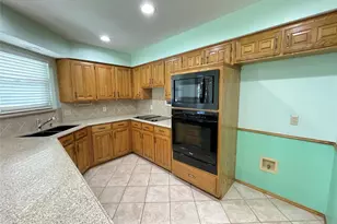 6340 Grauton Dr, Mansfield, TX 76063 - Photo 11