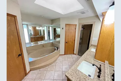 6340 Grauton Drive, Mansfield, TX 76063 - Photo 17