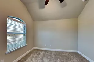 633 Comal Dr, Crandall, TX 75114 - Photo 9