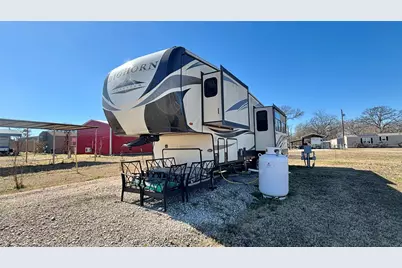 219 Rising Star, Quitman, TX 75783 - Photo 5