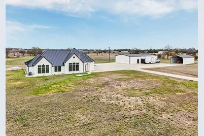 157 Country Place Lane, Van Alstyne, TX 75495 - Photo 33