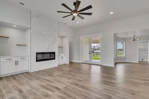 157 Country Pl Ln, Van Alstyne, TX 75495 - Photo 9