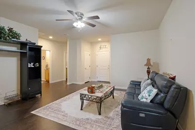 732 E Bullock Street, Denison, TX 75021 - Photo 7