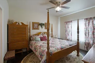 732 E Bullock St, Denison, TX 75021 - Photo 13