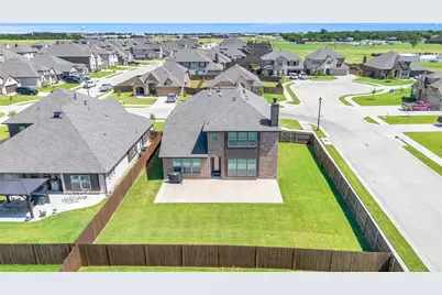 303 Hidden Cove Drive, Ponder, TX 76259 - Photo 11