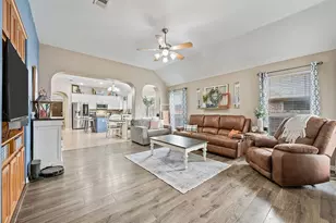 833 Hemlock Trail, Saginaw, TX 76131 - Photo 15