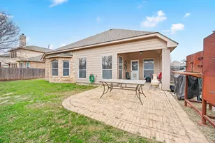 833 Hemlock Trail, Saginaw, TX 76131 - Photo 33