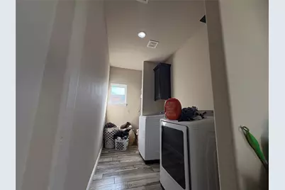 433 Sabine Avenue, Cleburne, TX 76031 - Photo 11