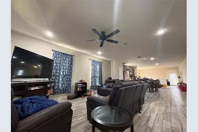 433 Sabine Avenue, Cleburne, TX 76031 - Photo 5