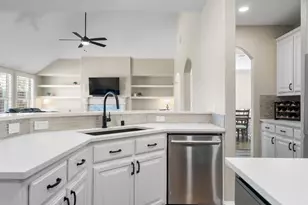 215 River Meadows Ln, Argyle, TX 76226 - Photo 15