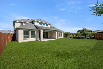2549 Baypoint Drive, Grand Prairie, TX 75054 - Photo 3