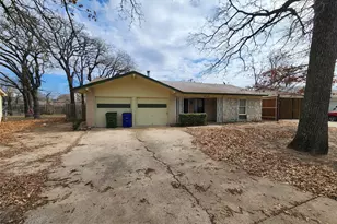 14732 Oakwood Ln, Balch Springs, TX 75180 - Photo 1