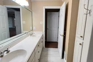 208 Shelmar Dr, Euless, TX 76039 - Photo 39