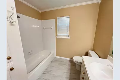 208 Shelmar Drive, Euless, TX 76039 - Photo 37