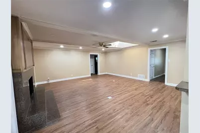 208 Shelmar Drive, Euless, TX 76039 - Photo 15