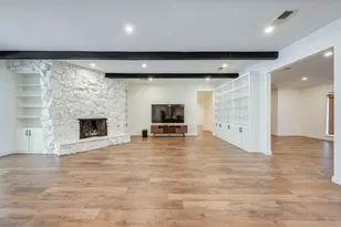 501 N Havenwood Ln, Fort Worth, TX 76112 - Photo 11