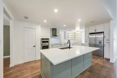 501 N Havenwood Lane, Fort Worth, TX 76112 - Photo 15