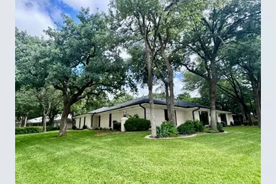 501 N Havenwood Lane, Fort Worth, TX 76112 - Photo 3