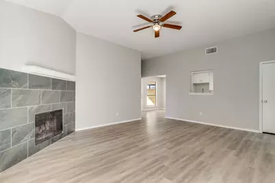 1625 Woodhall Way, Fort Worth, TX 76134 - Photo 5