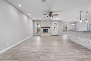 130 Elk Cv, Stephenville, TX 76401 - Photo 5