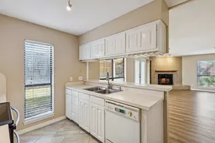 3006 Carolyn Ct, Bedford, TX 76021 - Photo 11