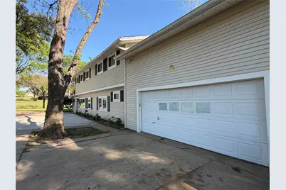 1009 Country Club Road, Ennis, TX 75119 - Photo 3