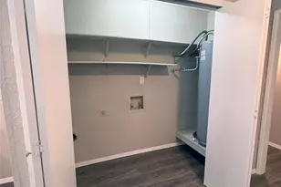 6933 Glenhurst Dr, North Richland Hills, TX 76182 - Photo 11