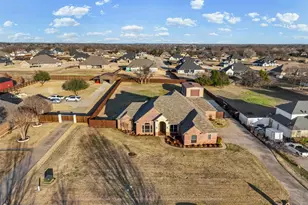 1920 Willow Bend Dr, Oak Leaf, TX 75154 - Photo 31