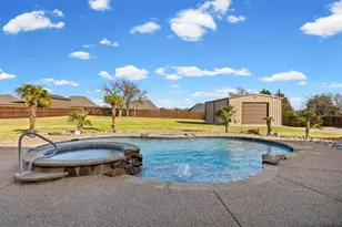 1920 Willow Bend Dr, Oak Leaf, TX 75154 - Photo 27