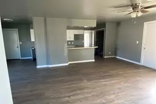 908 Circle Dr, Bowie, TX 76230 - Photo 5