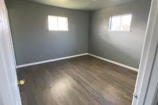 908 Circle Dr, Bowie, TX 76230 - Photo 11