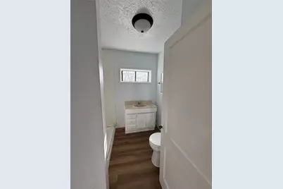 519 Hutchinson Street, Bowie, TX 76230 - Photo 7