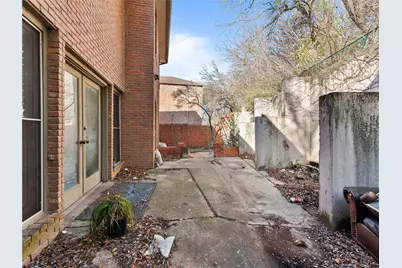 1809 Burton Hill Road, Fort Worth, TX 76107 - Photo 5