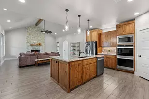 1030 Alex Dr, Springtown, TX 76082 - Photo 15