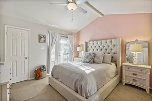 4102 Buena Vista St, Dallas, TX 75204 - Photo 17