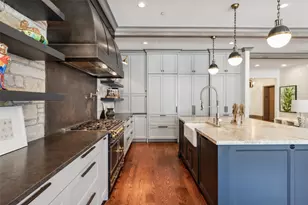 2300 Wolf St, Dallas, TX 75201 - Photo 7