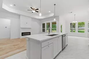 213 E Bullard St, Weatherford, TX 76086 - Photo 11