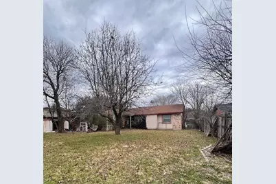 713 Vaughn Drive, Burleson, TX 76028 - Photo 5