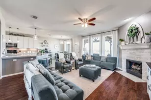 4001 Lakeside Dr, The Colony, TX 75056 - Photo 5