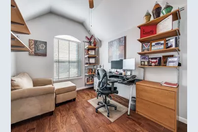 4001 Lakeside Drive, The Colony, TX 75056 - Photo 13