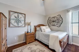 4001 Lakeside Dr, The Colony, TX 75056 - Photo 19