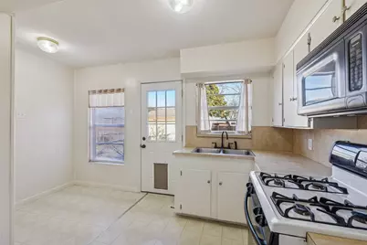 6341 Sudbury Drive, Dallas, TX 75214 - Photo 7