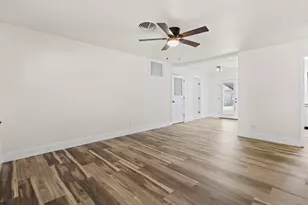 712 Pine St, Hurst, TX 76053 - Photo 3