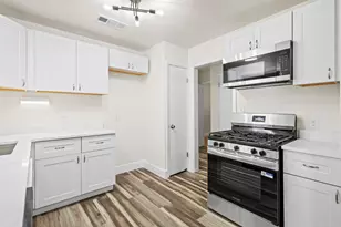 712 Pine St, Hurst, TX 76053 - Photo 7