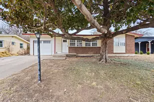 712 Pine St, Hurst, TX 76053 - Photo 19