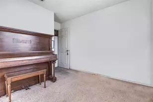 1315 McCall Dr, Duncanville, TX 75137 - Photo 5