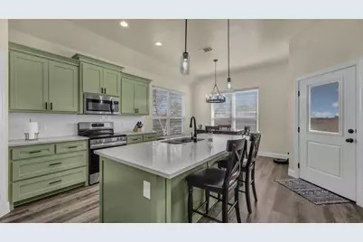 1013 Mojave Trail, Granbury, TX 76048 - Photo 11