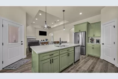 1013 Mojave Trail, Granbury, TX 76048 - Photo 13